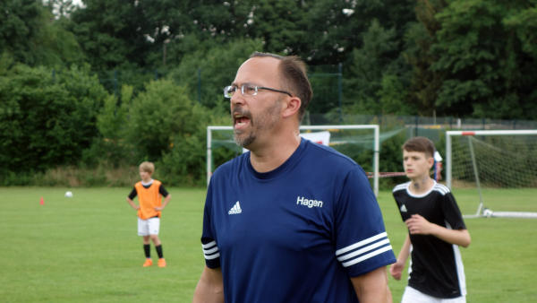 Hage in action